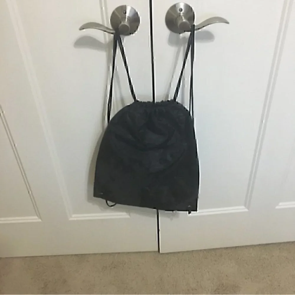 String king black backpack cinch sack NWOT
